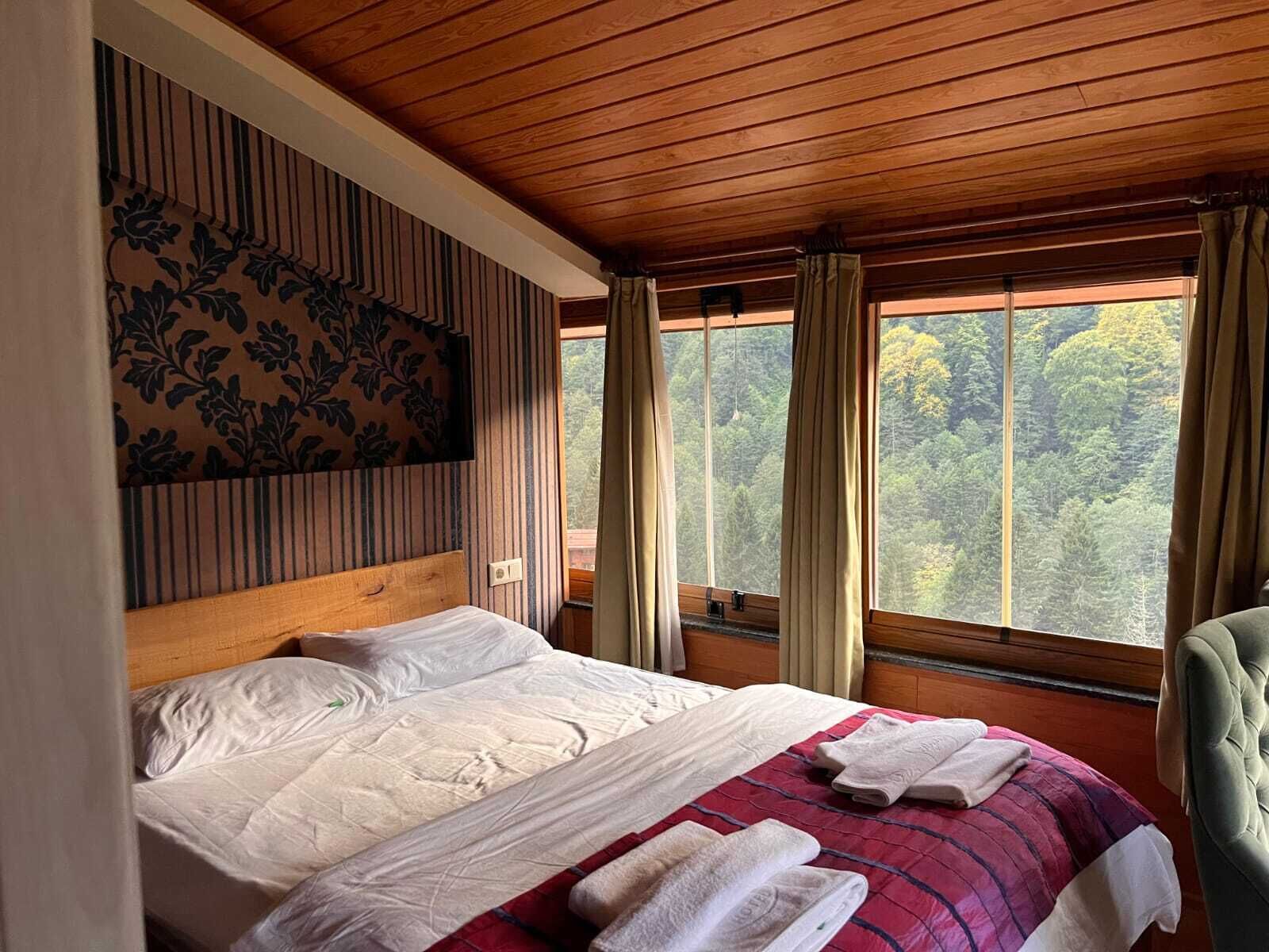 Ilmaiset vauvansängyt, ilmainen Wi-Fi, vuodevaatteet