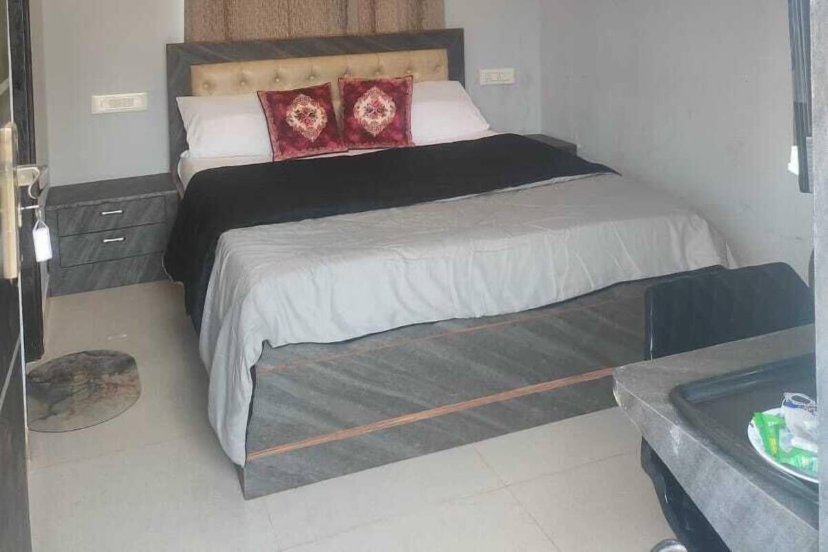 Comfort Double Room, Garden View | Desk, free WiFi