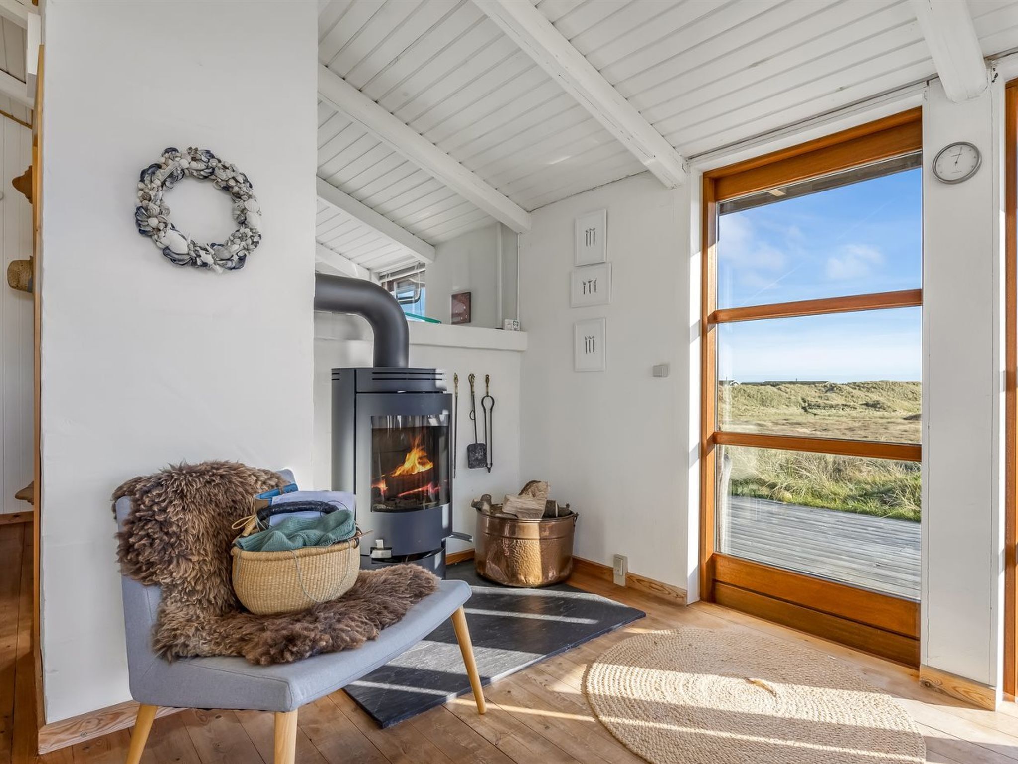 المنشأة من الداخل