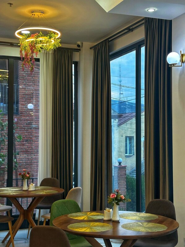 Cafe - BRB Hotel (Tbilisi)