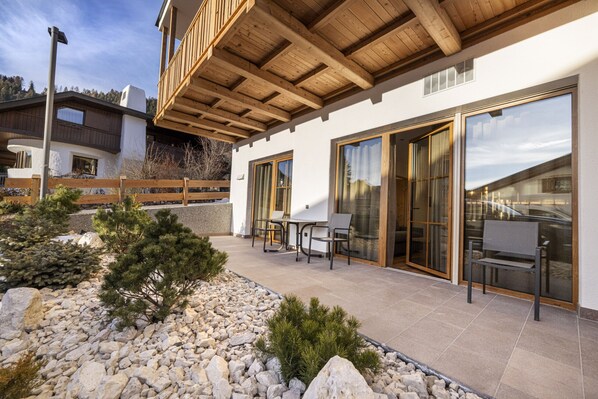 Terrace/patio - 120C Tieja Panoramic Lodge (Selva di Val Gardena)