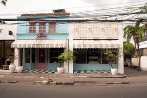 City view from property - Palmea Villa Seminyak by Ini Vie Hospitality (Seminyak)