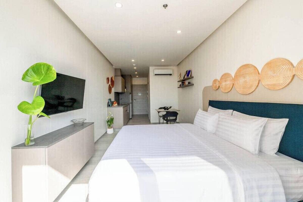 Deluxe-studio | Työpöytä, ilmainen Wi-Fi