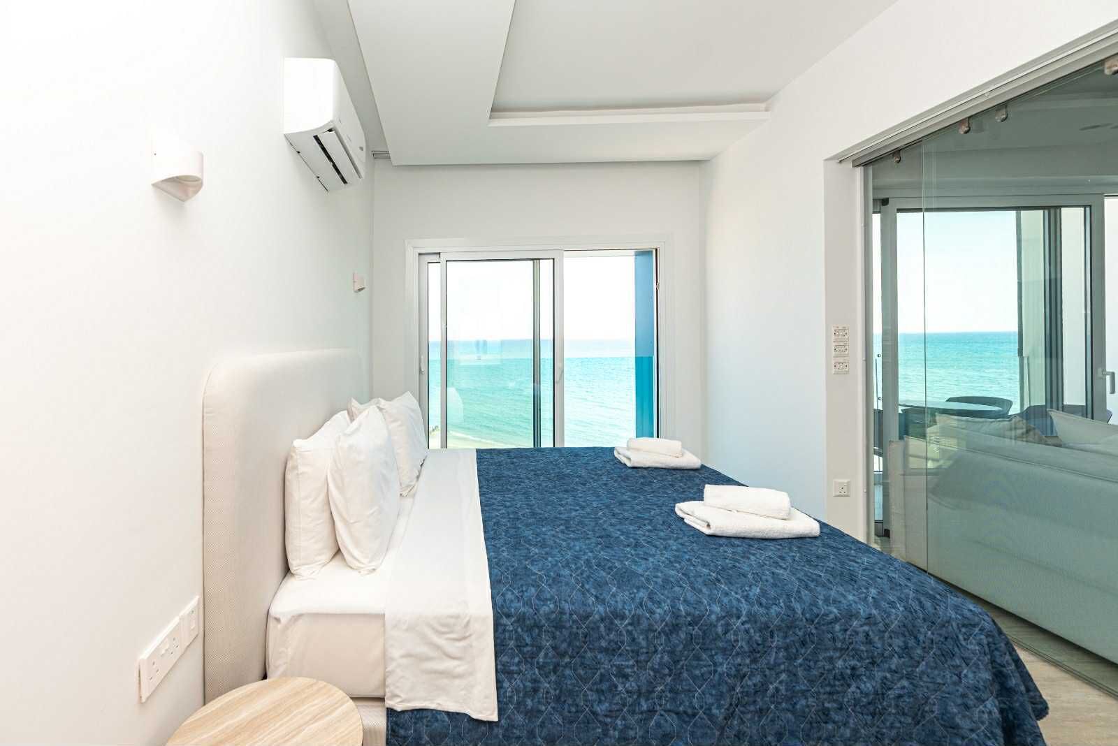 Deluxe Apartment, Balcony, Sea View | Egyptian cotton sheets, premium bedding, memory-foam beds, free minibar