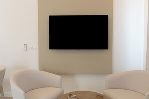 Unclassified image, 2 of 63, button - Dinglis Beach Hotel Suites (Larnaca)