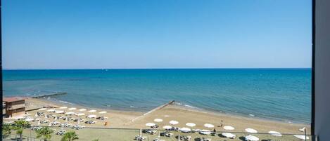 デラックス アパートメント バルコニー シービュー | セーフティボックス (室内)、ノートパソコン用作業スペース、WiFi (無料)