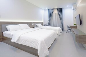 Habitación triple, balcón | Wifi gratis 