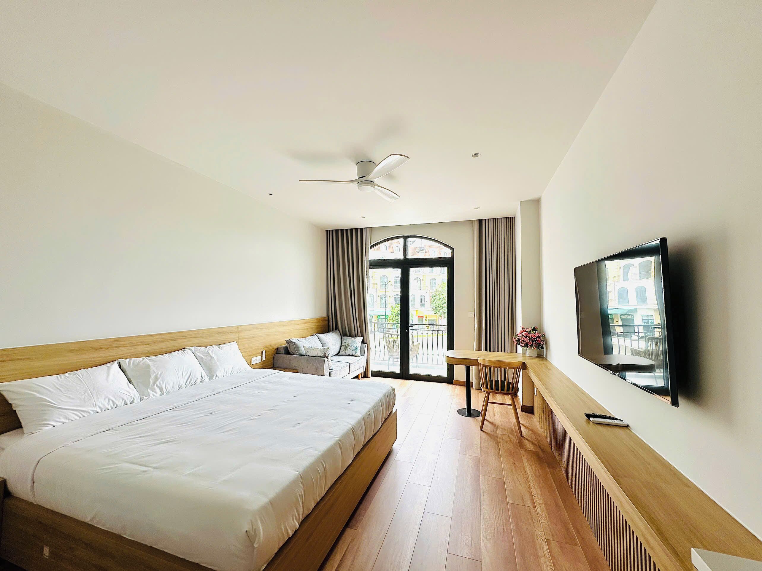 6 soverom, strykejern/-brett, wi-fi (inkludert) og sengetøy