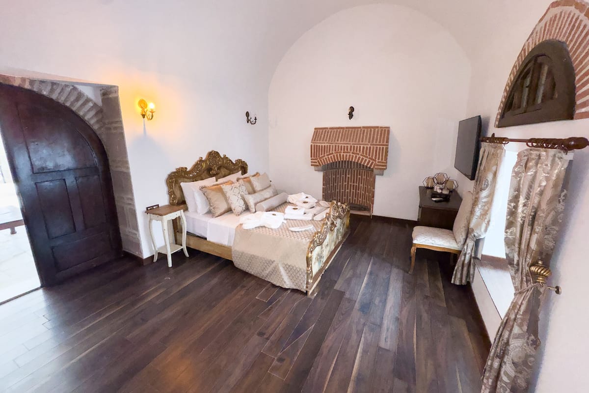 Family Room | Premium bedding, down duvets, in-room safe, individually decorated