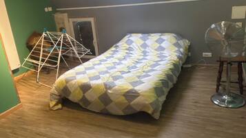 Wi-Fi gratuit, draps fournis