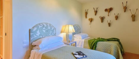 Vila | 7 quartos, ferros/tábuas de passar roupa, roupa de cama