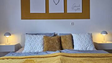 2 bedrooms, WiFi, bed sheets