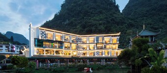 Yangshuo Bobo jiudian