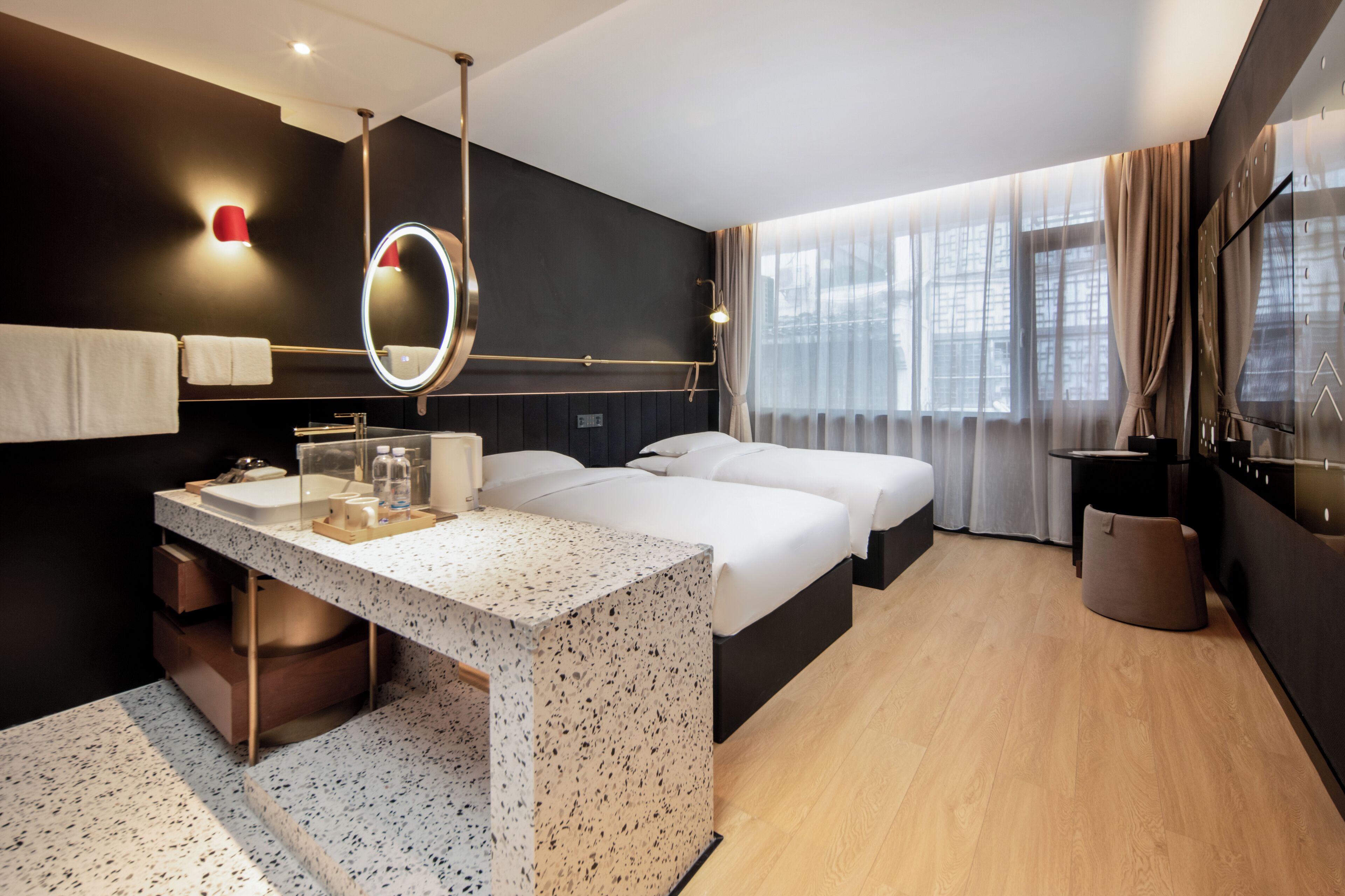 Habitación básica con 2 camas individuales, vistas a la ciudad | Wifi gratis