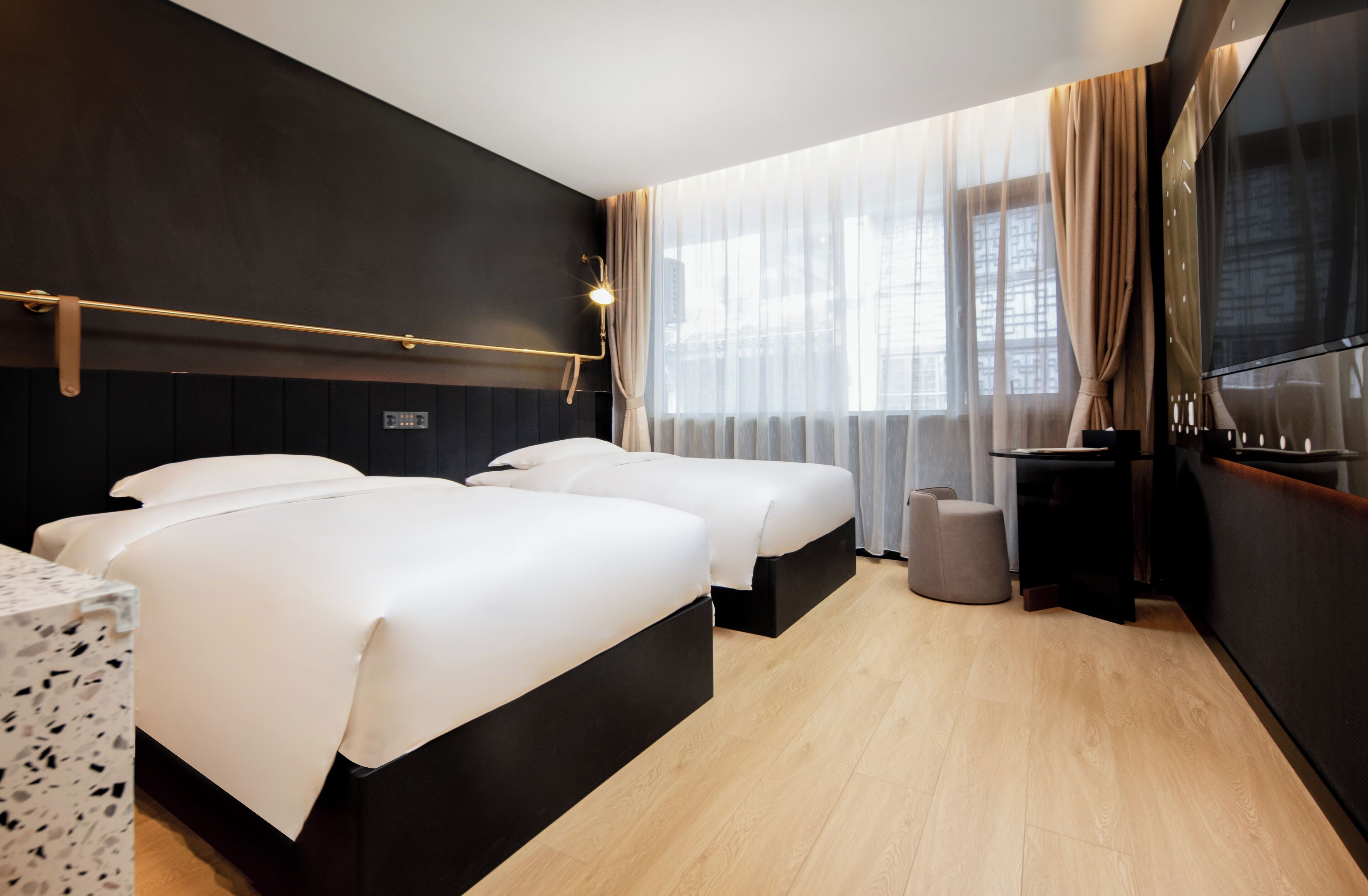 Basic Twin Room, City View