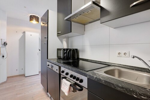 Theox apartment no 6 royal blue für 4 personen