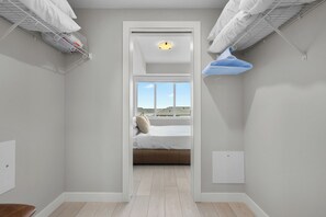 2 Schlafzimmer, Schreibtisch, Bügeleisen/Bügelbrett, kostenloses WLAN