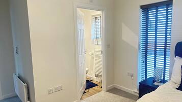 4 Schlafzimmer, kostenloses WLAN, Bettwäsche