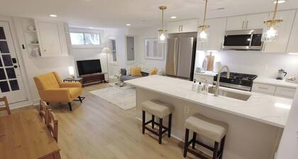 Parkside Living - Steps from Lincoln and Stanton Park!