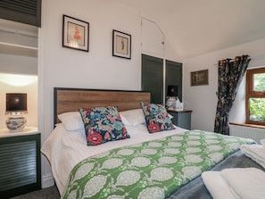 4 chambres, décor unique, ameublement unique, accès au Wi-Fi (inclus)