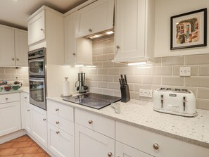 Lavavajillas y utensilios de cocina