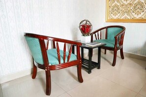 مكتب وواي فاي مجانًا