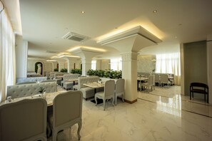 Restaurant - Pride heritage hotel (Kanakapura)