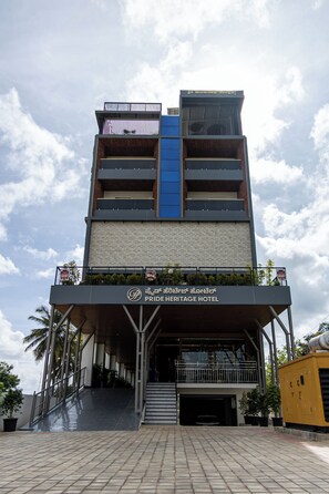 Front of property - Pride heritage hotel (Kanakapura)