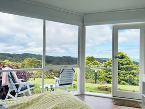 1 室のベッドルーム、アイロン / アイロン台、WiFi (無料)、ベッドシーツ