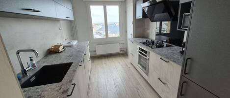 Oven, dishwasher, coffee/tea maker