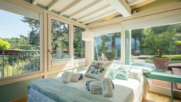 Tabla de planchar con plancha y wifi gratis