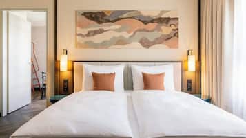 Smart Family Room | Cofres nos quartos, Wi-Fi de cortesia, roupa de cama