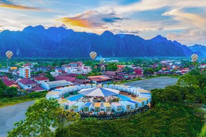 Exterior - Pool Party Hotel (Vang Vieng)