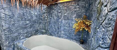 Deluxe Room, 1 King Bed, Balcony