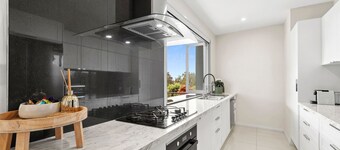 Sapphire Magic – A stunning waterfront escape in Urunga with beautiful river and ocean view