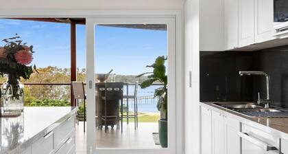Urunga Magic – A beautiful waterfront retreat in Urunga with serene river and ocean views