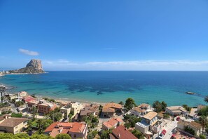 Aerial view -  Fabiola I: 3-bedroom apartment with seaview and pool in Calp (Calp)