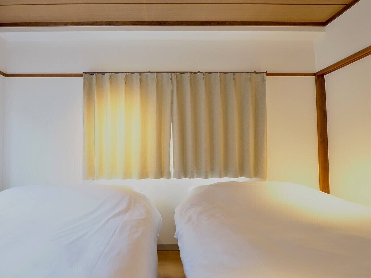 Camera, non fumatori, balcone (Chistose, 402) | Una scrivania, ferro/asse da stiro, Wi-Fi gratuito