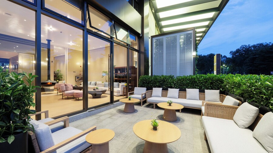 Grand Mercure Guangzhou Baiyun International Airport