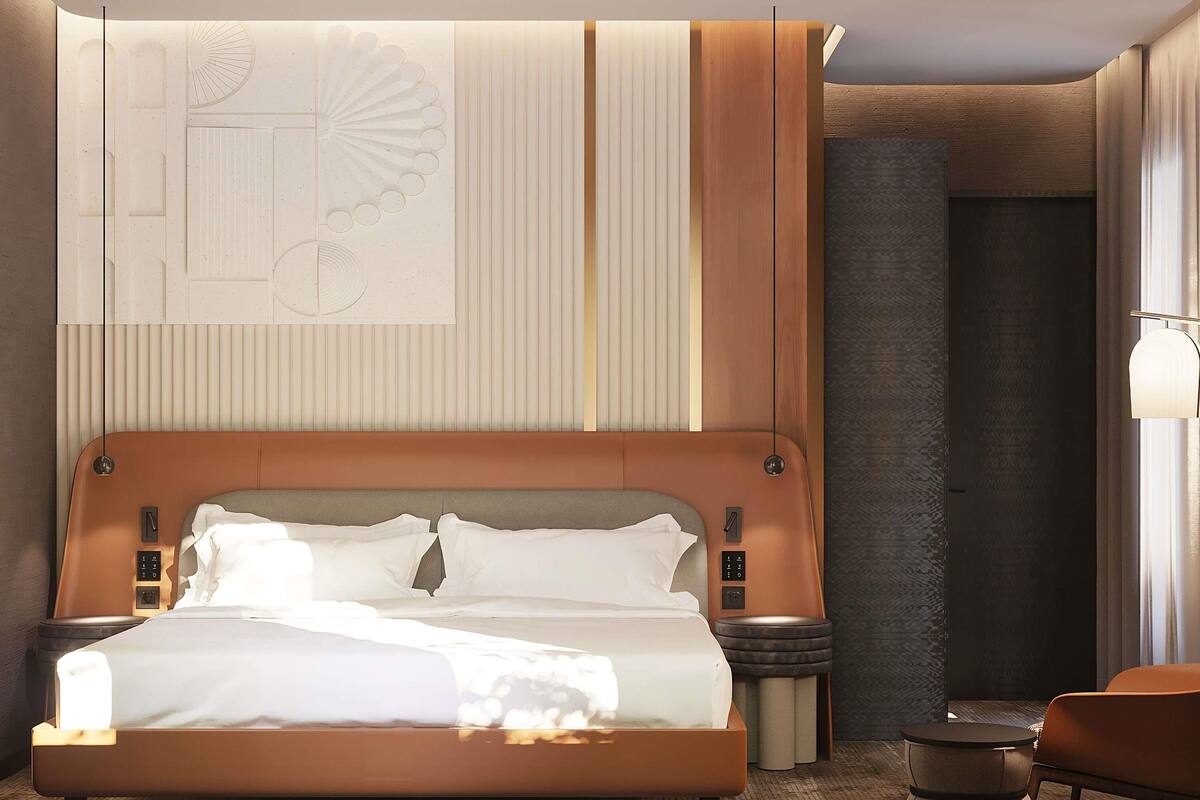 Deluxe Room, 1 King Bed | Hypo-allergenic bedding available, in-room safe, soundproofing
