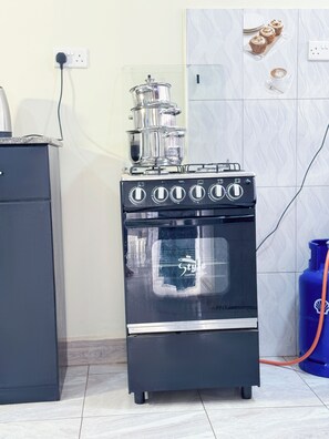 Private kitchen - Seil Apartments (Kampala)