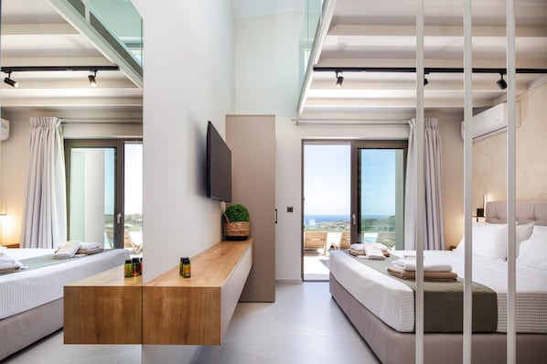 5 bedrooms, iron/ironing board, WiFi, bed sheets