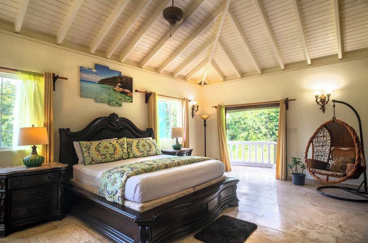 3 slaapkamers, een bureau, een strijkplank/strijkijzer, gratis wifi