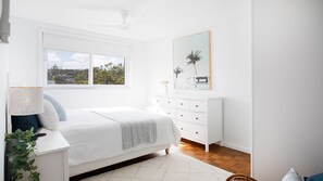 2 bedrooms, desk, iron/ironing board, free WiFi