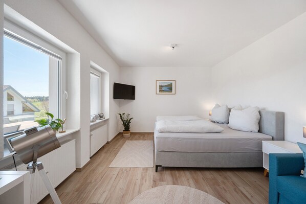 1 bedroom, WiFi, bed sheets