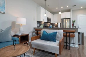 TV, offices - Central 1-BR Condo Assembly Row Gym & Pool Sleep 5 (Somerville)