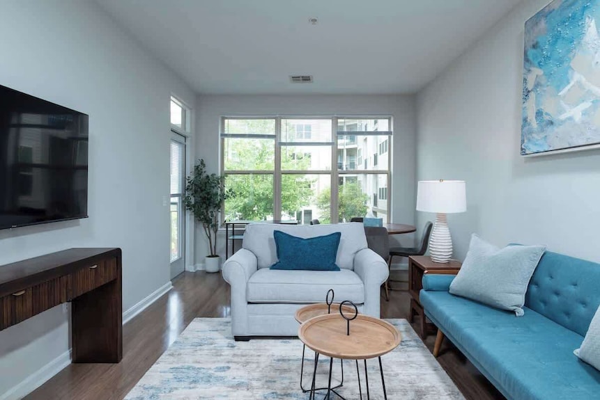 Pool View Central Condo Assembly Row W/d Gym & Pool Sleep 5 - Somerville, MA
