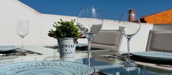 Casa Ibizkus : Piscine, Vue mer et bien-être