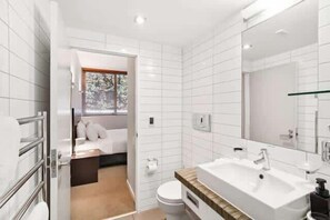 Unclassified image, 5 of 15, button - Lakeside Studio- Pounamu Complex (Queenstown)