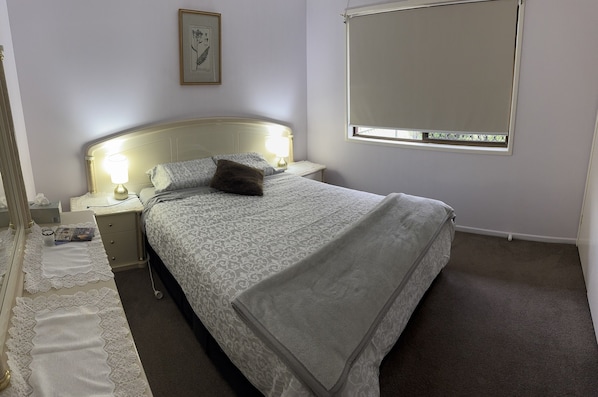 1 bedroom, iron/ironing board, WiFi, bed sheets
